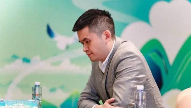 出租车司机滚下车事件，一幕不该发生的城市丑闻与后续处罚
