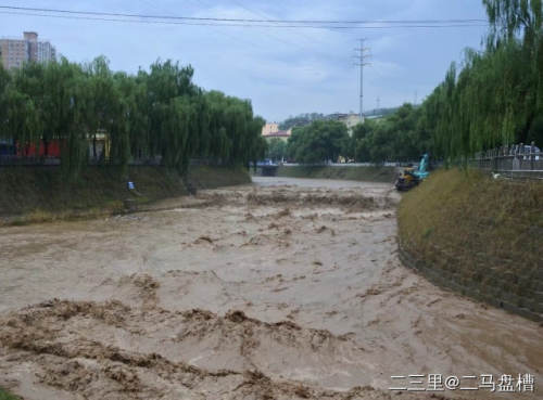 密云85岁老人，见证百年不遇洪水，感慨没见过这么大的水