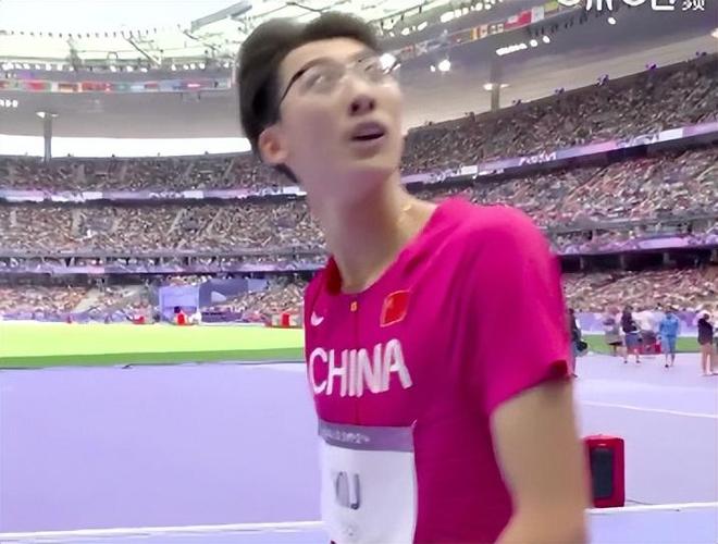 跨越极限，陈圆将110米栏打破个人最好成绩夺冠的辉煌时刻