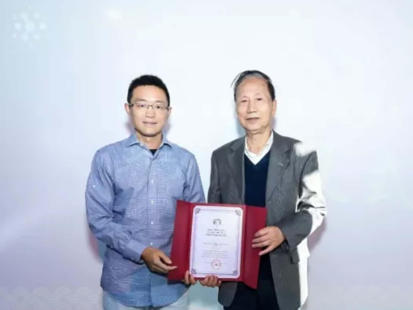 中国恒大集团取消上市地位，背后的原因、影响与未来展望