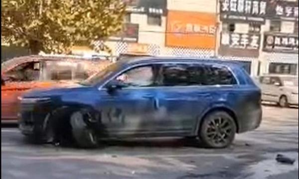理想汽车撞上了硬骨头，新能源汽车行业的挑战与突破