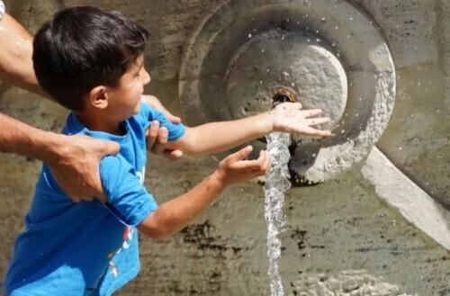 西班牙高温逼近50℃极端气候下的挑战与应对