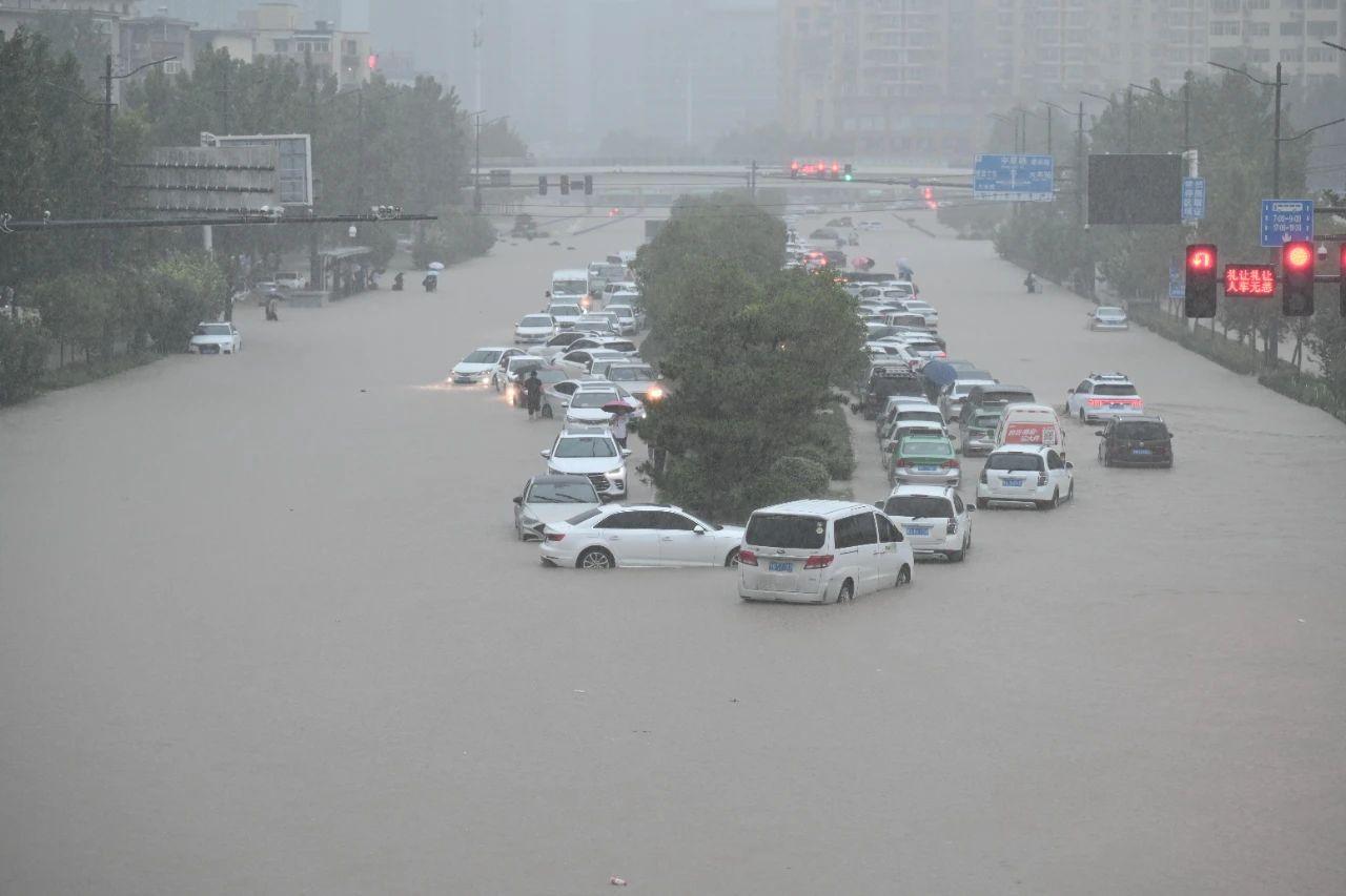 郑州暴雨，一小时87.5毫米的惊人记录