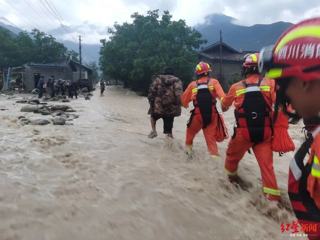 四川特大暴雨，44148人提前转移避险的背后故事