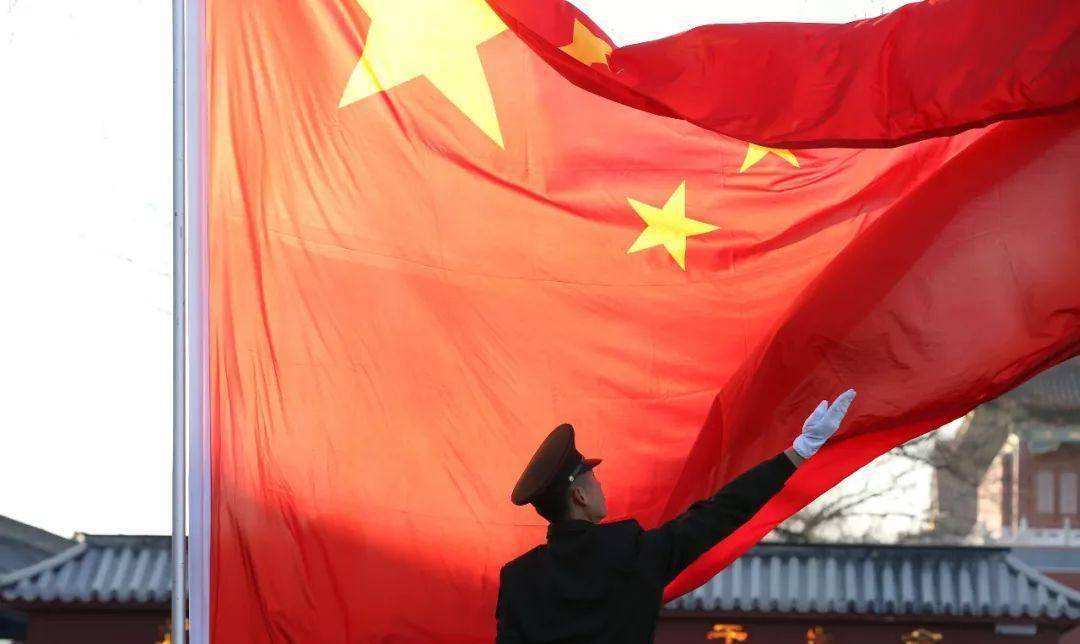 北京将迎国庆盛景，23万面国旗红旗共绘壮丽画卷