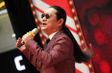 网友热议歌手，耀祖的自我吐槽引爆网络风潮