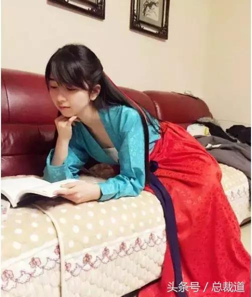 西安汉服店主与女游客因不雅行为引发的风波，文化误解与法律边界的碰撞