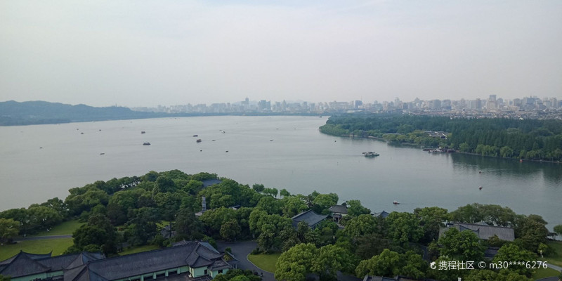 杭州，近40℃高温下的冰与火奇景