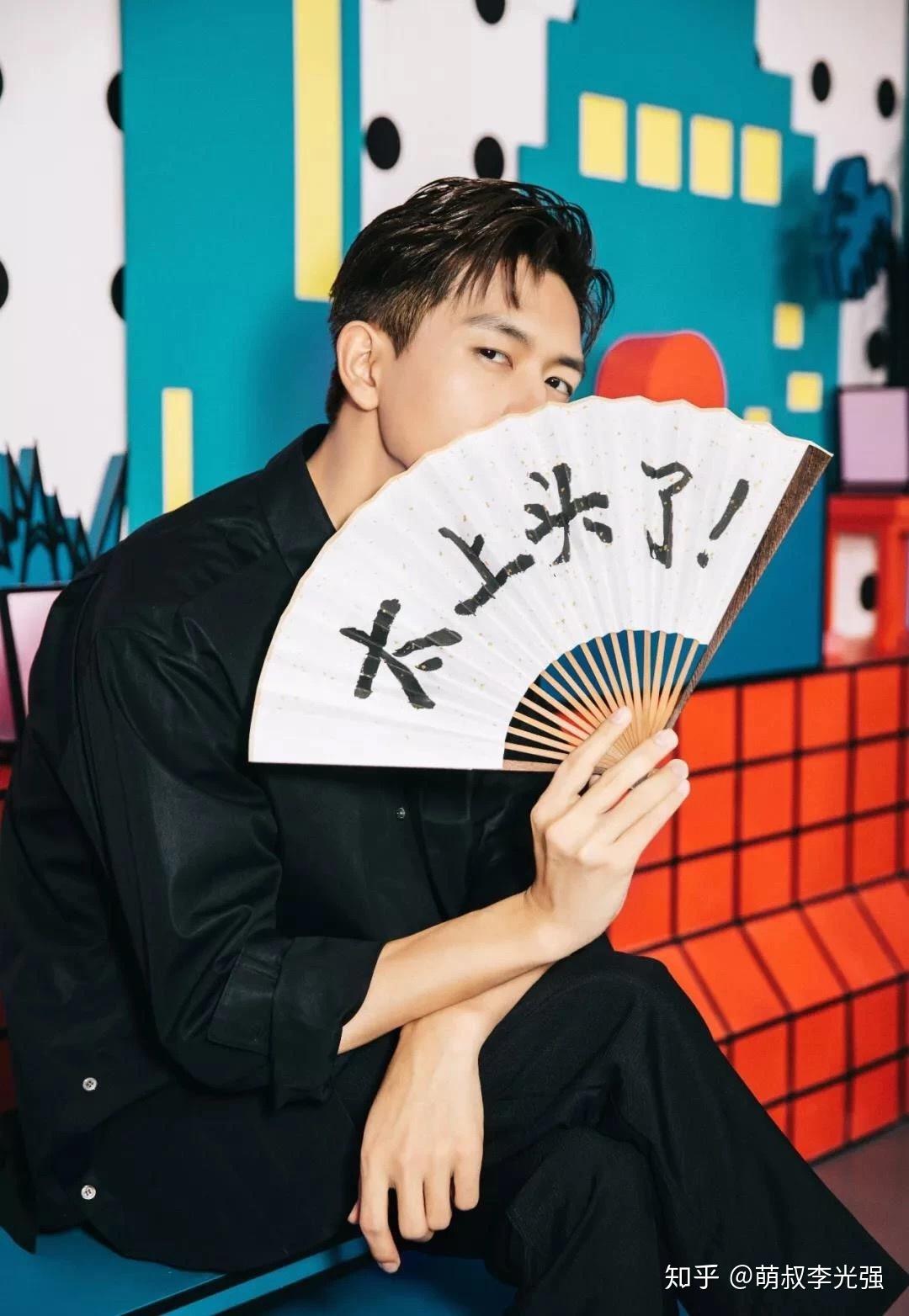 苏超赛场上的警版李现，警界新星与足球激情的跨界碰撞