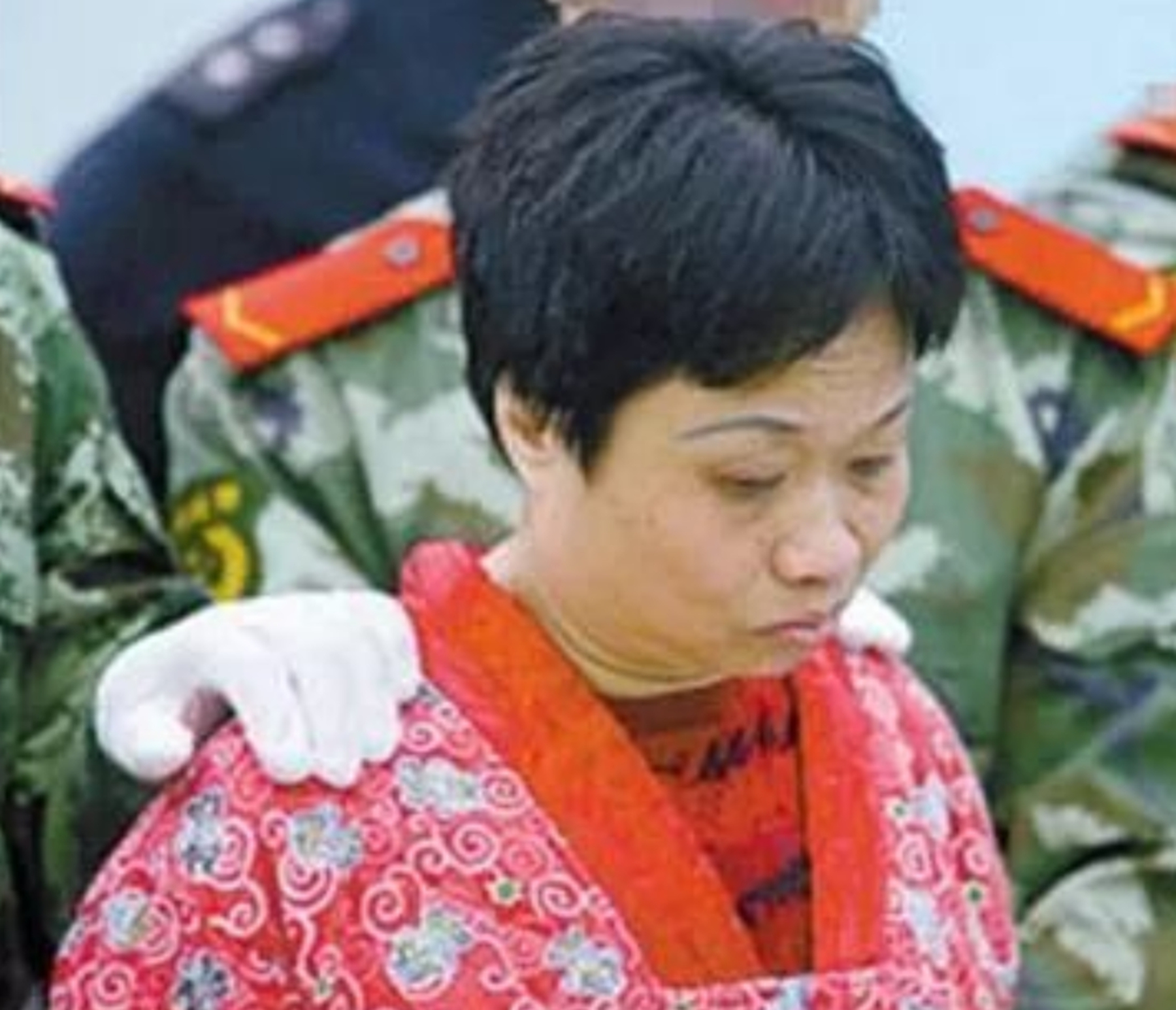 女贪官被曝挖出327枚比特币，纪委的回应与公众的反思
