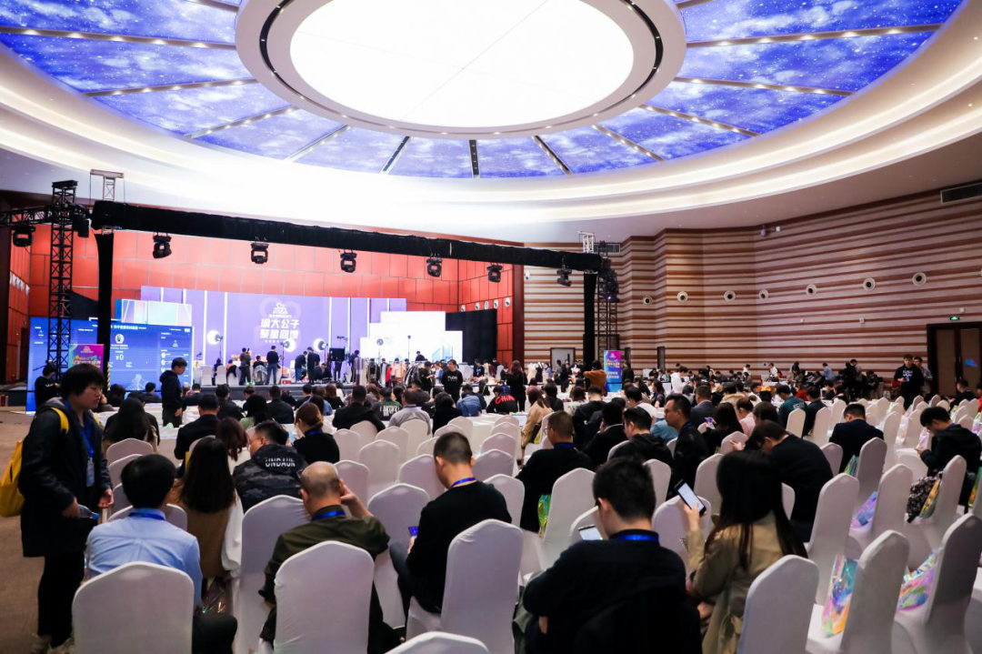 曾轶可演唱会取消，主办方回不了本的背后
