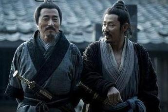 家庭暴力，当怀疑的种子酿成悲剧—男子逼问妻子是否出轨并施暴的反思