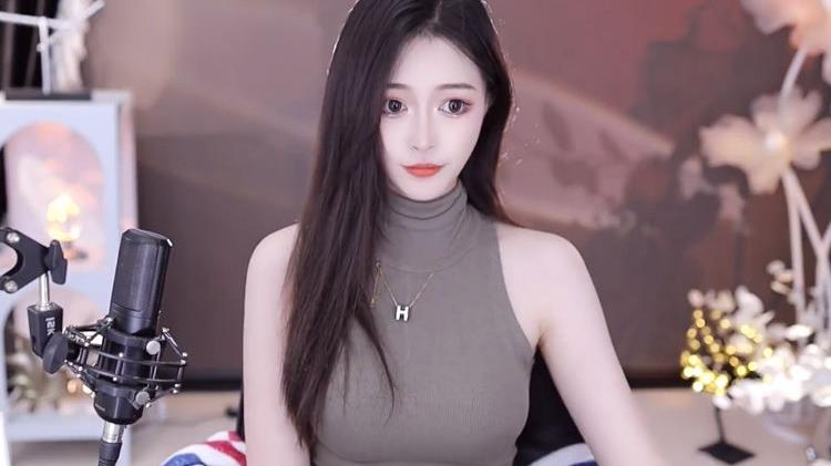 女主播因拉黑榜一大哥，被采取强制措施，网络直播的边界与法律红线