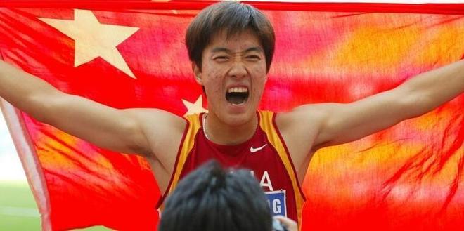 跨越极限，陈圆将110米栏打破个人最好成绩夺冠的辉煌时刻