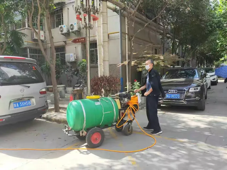 广州住宅区喷剧毒农药？一场不攻自破的谣言风波