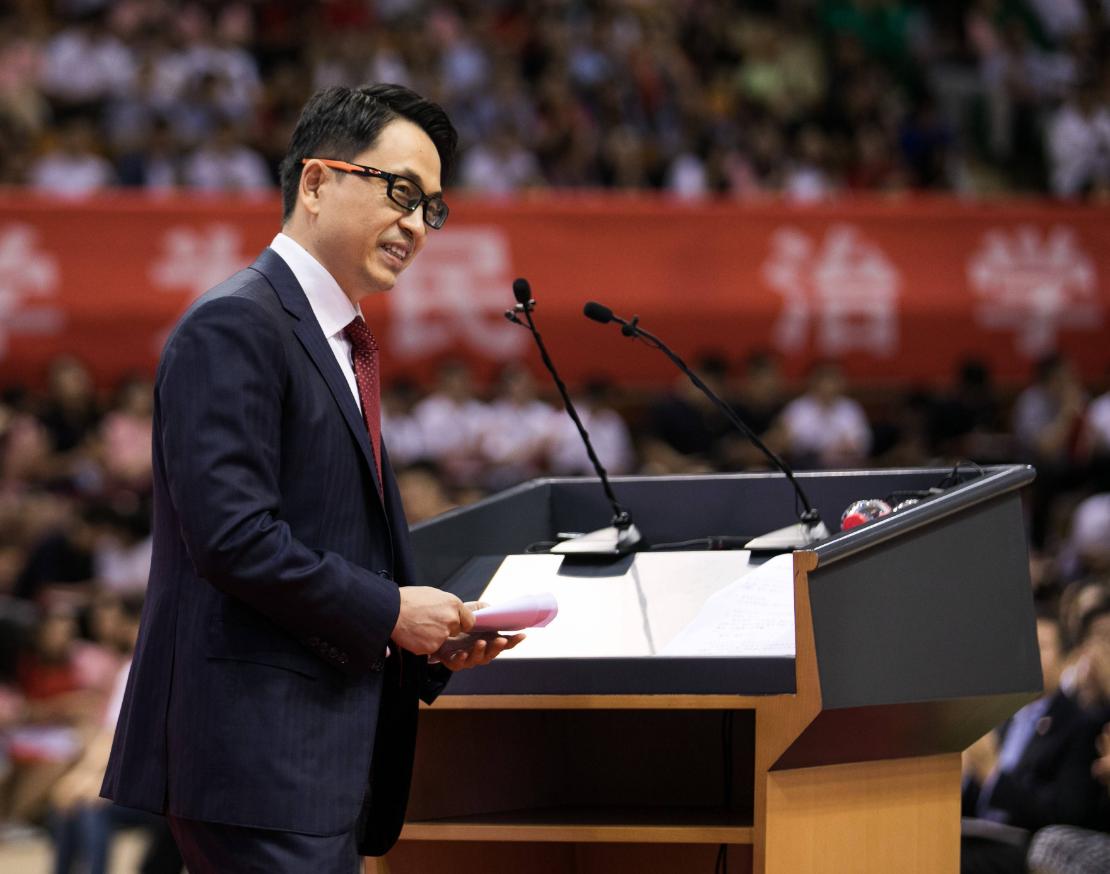 中信证券半年净赚137亿，稳健运营与慷慨分红的双赢策略