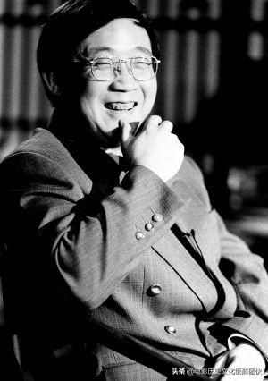 电梯施工奇遇，揭秘谢霆锋刘德华的神秘面纱