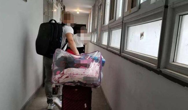 夫妻合租房内生娃后被房东赶出，重寻安身之所的温暖旅程