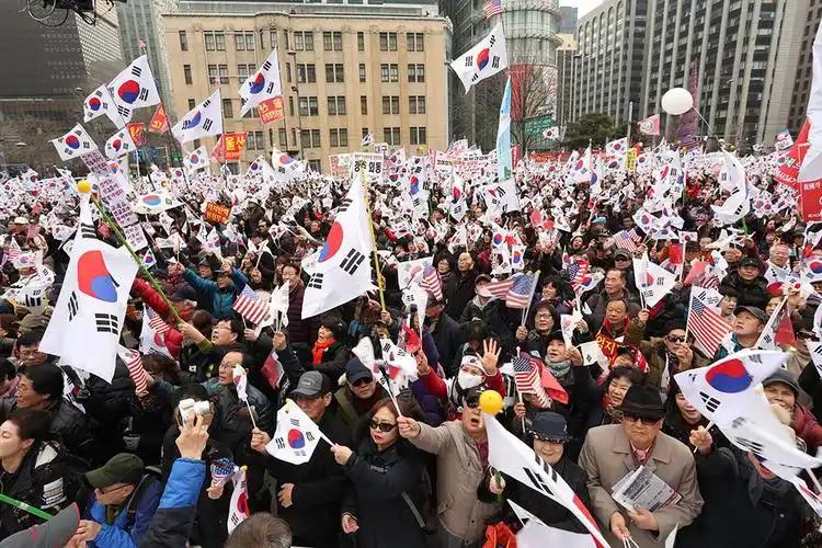 金正恩回到平壤，朝鲜政治局势的微妙变化与未来展望
