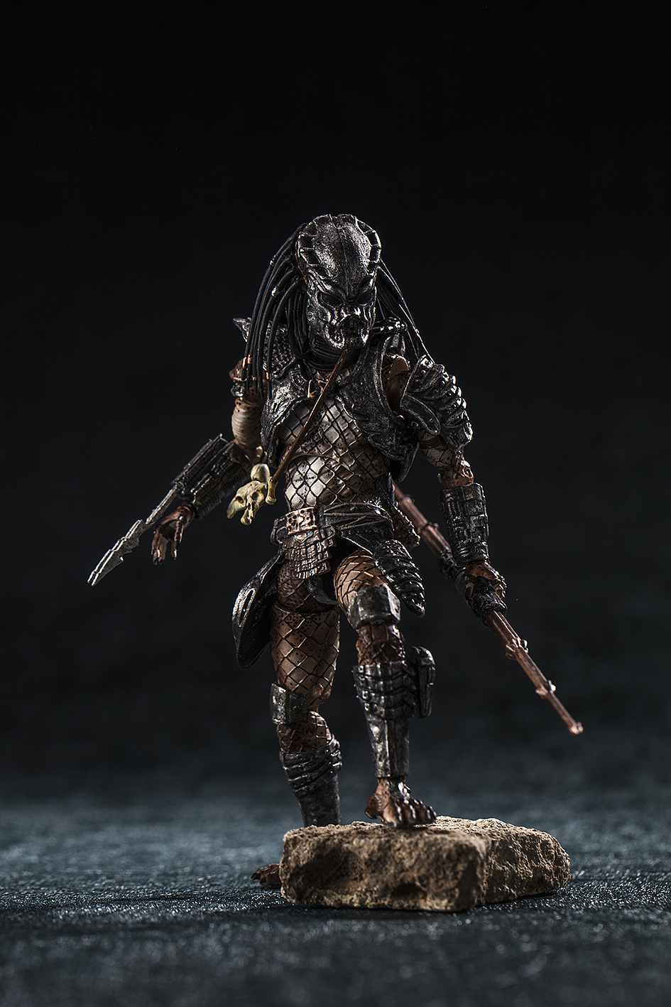 武警官兵，地震中的铁血守护者—驰援甘肃陇西地震救灾纪实