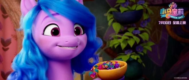 萌力全开，最萌的娃与最帅的人同框的温馨瞬间