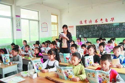 韩国中小学班级人数不减反增的背后，教育政策与现实的博弈