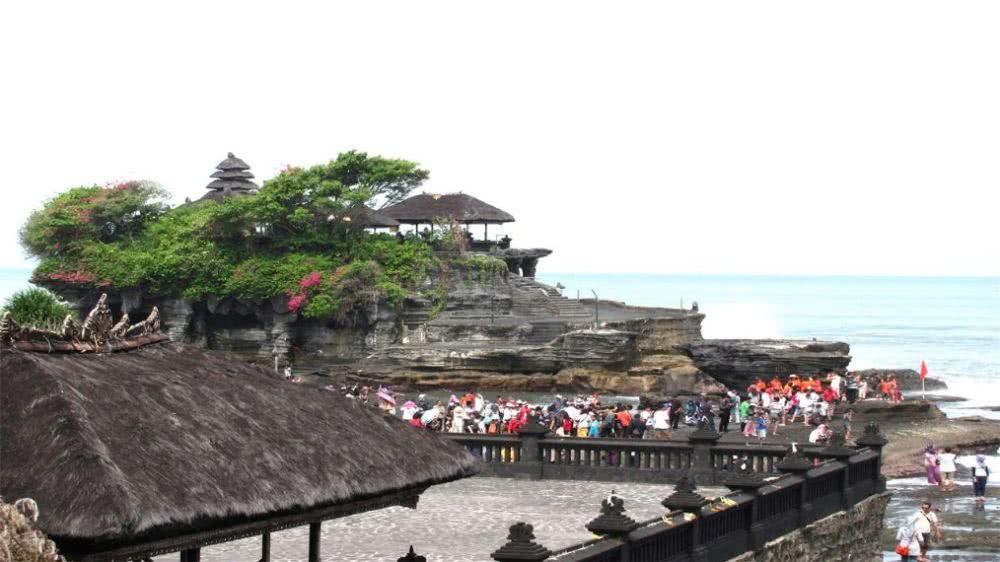 奇观之谜，海中旗浪的神秘面纱