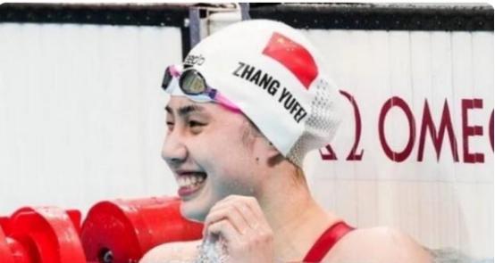 张雨霏闪耀中网，观战双星张之臻与商竣程的激情对决