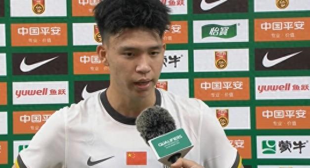 王钰栋独造7球，绿茵场上的璀璨新星