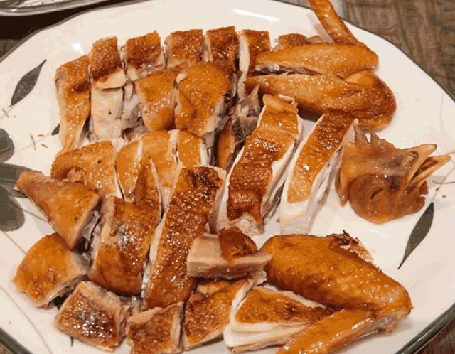 广州核发首张电鸡专用号牌，绿色出行的新篇章