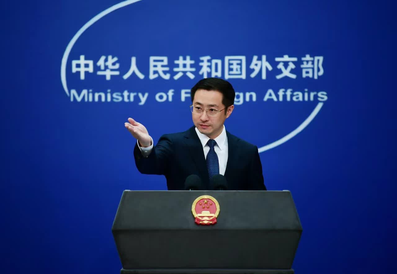 外交部回应美国要求北约对华加税，维护多边贸易体系与中欧合作的重要性