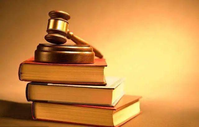 男子评论局长免职消息被拘 处罚最终撤销，言论自由与法治精神的平衡