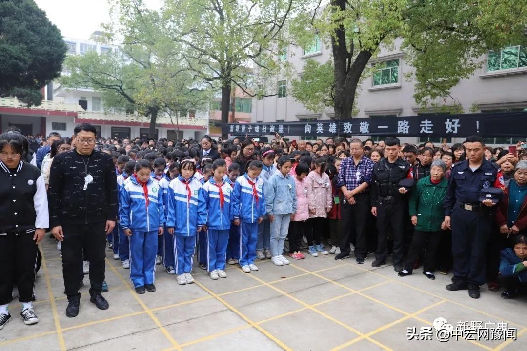 乌军苏-27战机坠毁，一飞行员英勇牺牲