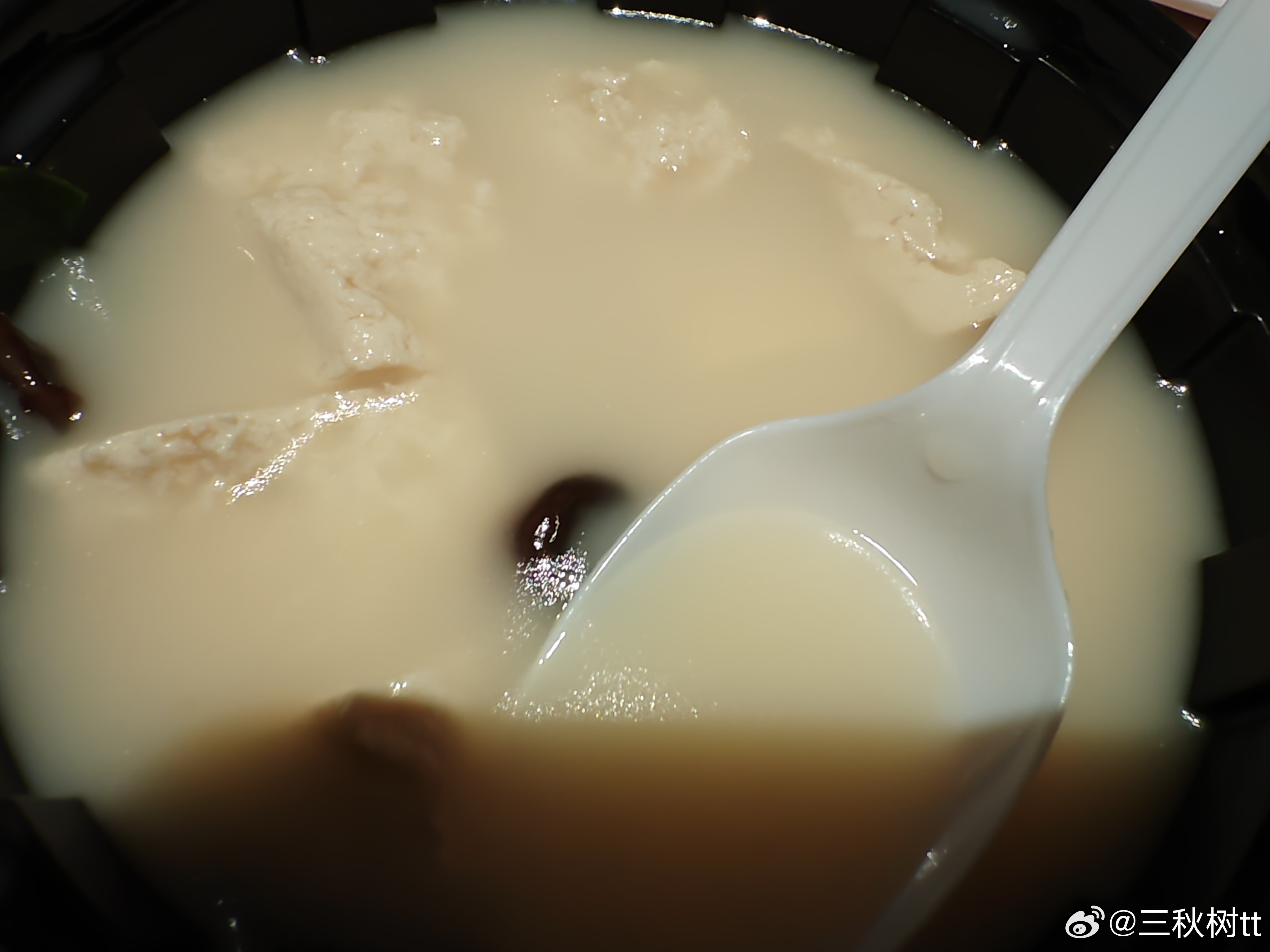 市监局权威回应，外卖蒸蛋上现侮辱字母事件，维护消费者权益与食品安全