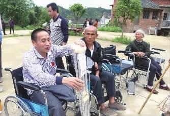 九三晚会这束光—照亮心灵，让人充满力量