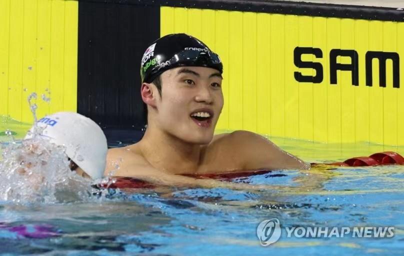 韩国选手黄宣优打破孙杨亚洲纪录,挑战与超越的背后 韩国选手黄宣优打破孙杨亚洲纪录,挑战与超越的背后