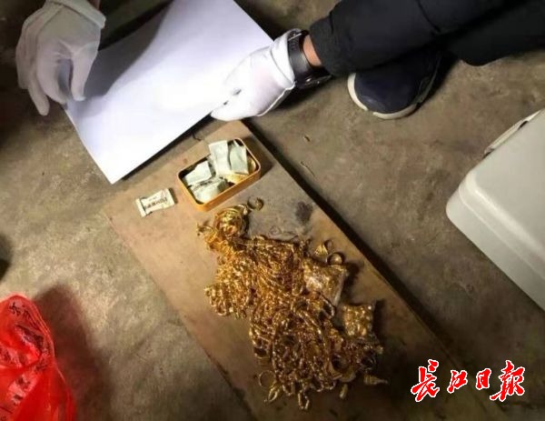 百万黄金失窃案告破，贵州珠宝店惊天盗窃背后与嫌犯落网纪实