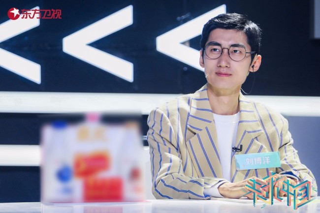 毛宁向世界分享中国人造太阳，科技创新的璀璨光芒