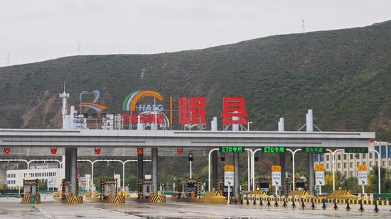 甘肃一供热民企遭住建局强行接管,背后的利益博弈与民生考量 甘肃一供热民企遭住建局强行接管,背后的利益博弈与民生考量