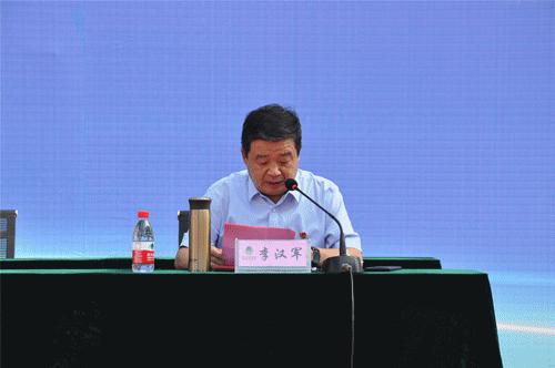 全国多地中小学探索春秋假制度,新学期的新气象与教育创新 全国多地中小学探索春秋假制度,新学期的新气象与教育创新