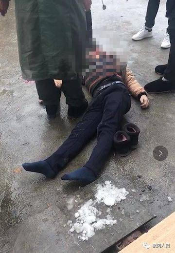 男子赴老板老家饮酒后坠亡，法院判决背后的法律与伦理考量