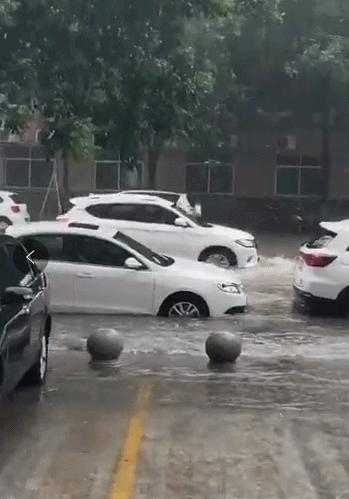 即将上线的四重奏,大雨、暴雨、大雪、暴雪的天气交响曲 即将上线的四重奏,大雨、暴雨、大雪、暴雪的天气交响曲