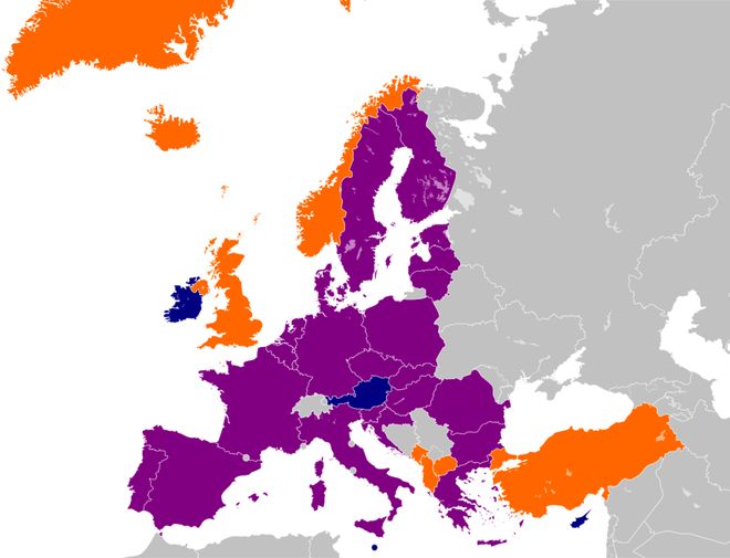 特朗普，不能把所有武器都给乌克兰的背后考量与全球政治经济影响
