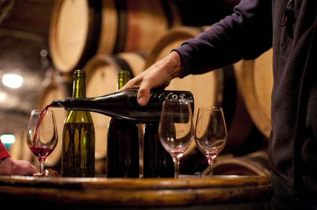 白银年内狂涨87%比黄金还疯的背后