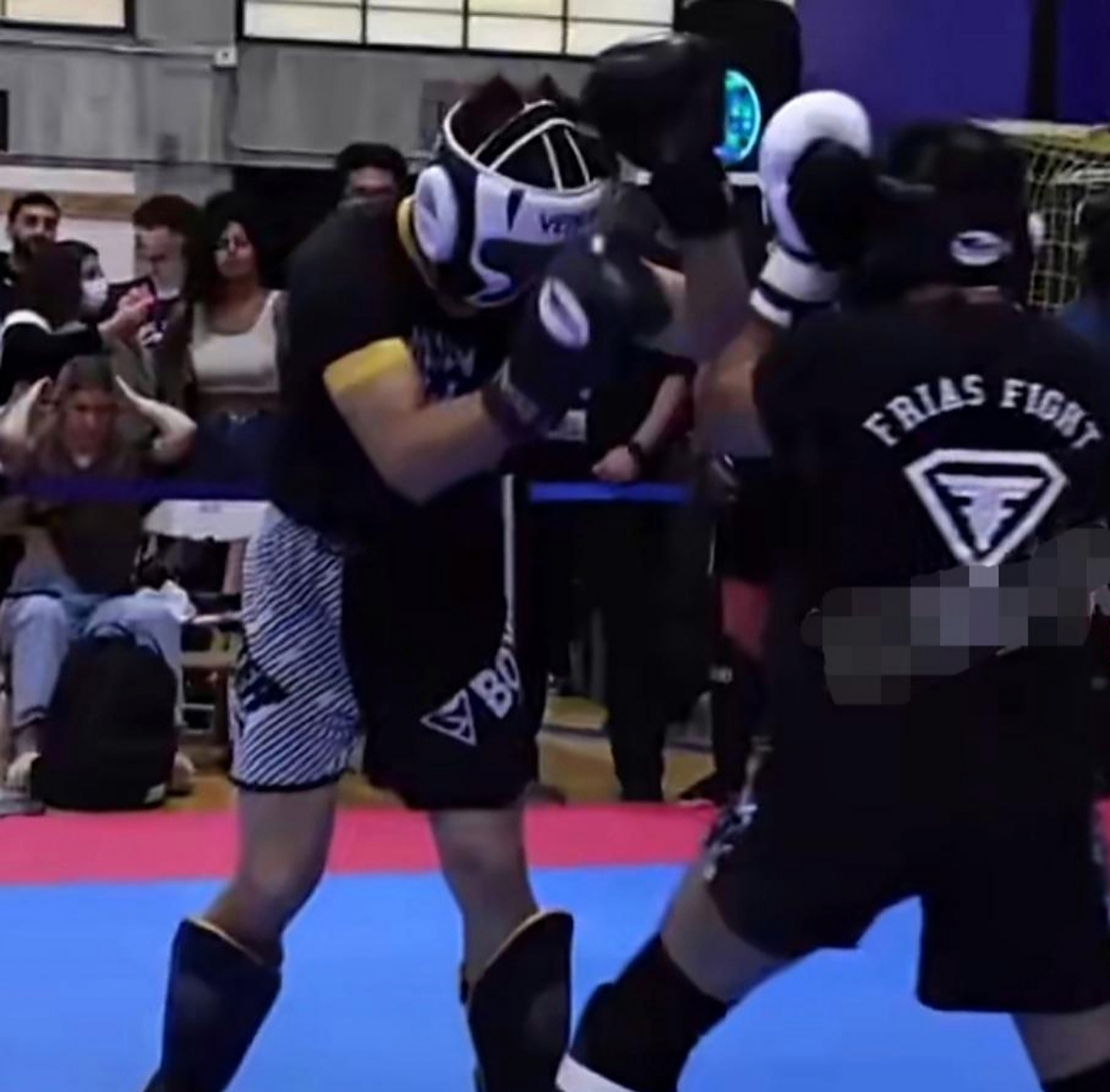 华人职业拳击手在澳大利亚遭遇暴力袭击，种族与体育的双重挑战