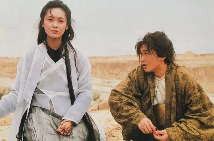 探秘四川乐山大佛旁古墓之谜，历史与现代交错的考古发现