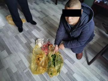 男子4个月偷菜18次获刑6个月，小行为背后的法律大义