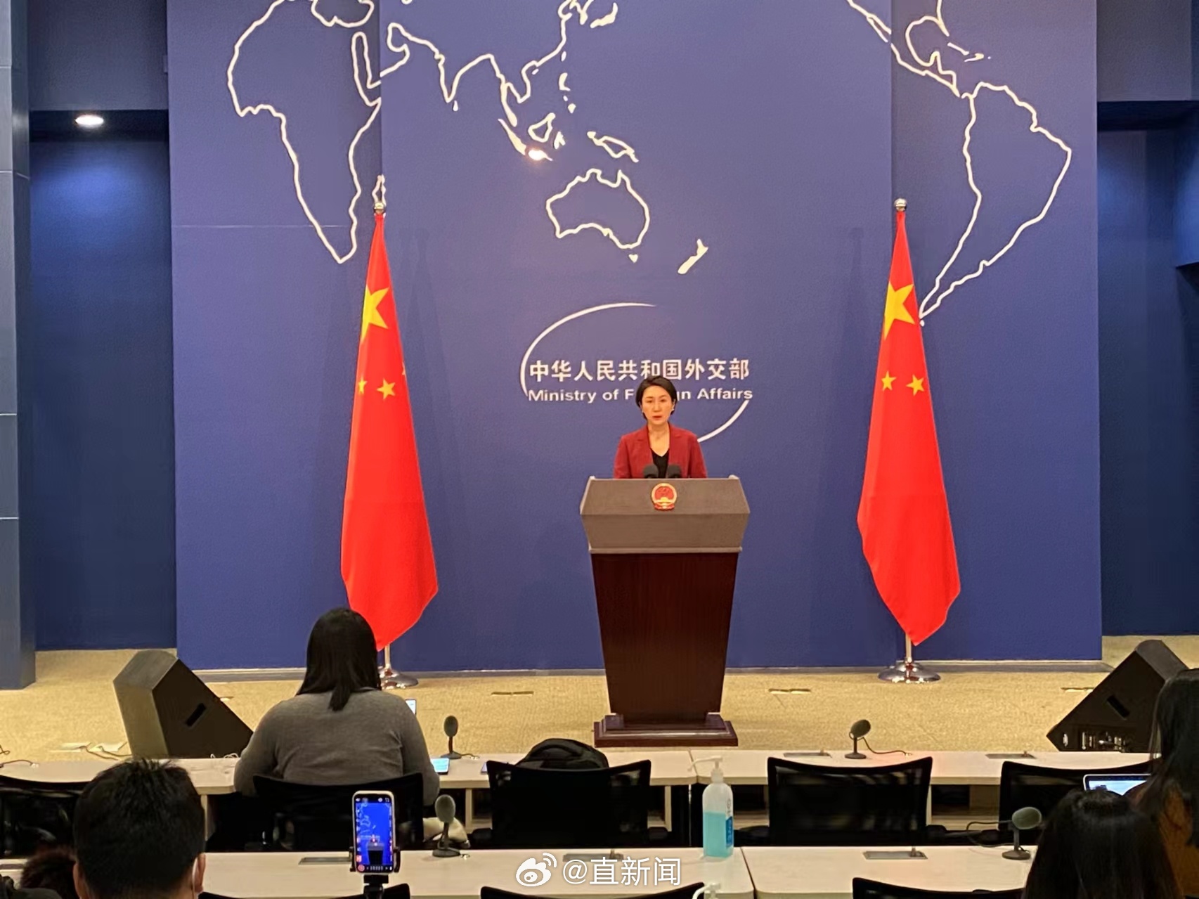 外交部权威回应，美澳矿产协议背后的地缘政治考量与中方立场