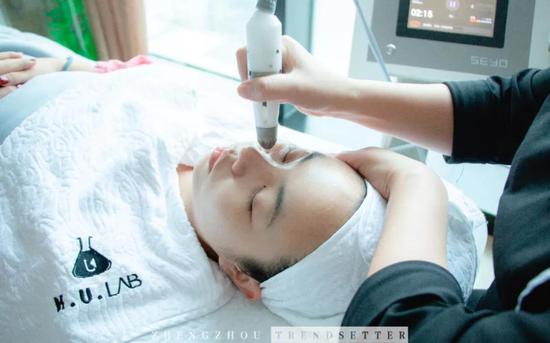 韩国皮肤科,特种兵医美下的中国面孔 韩国皮肤科,特种兵医美下的中国面孔