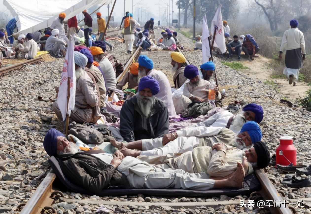 树立全球妇女事业发展新的里程碑，共创性别平等与女性赋权的未来